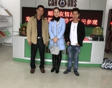友情漆產品有口碑，客戶考察工廠求合作